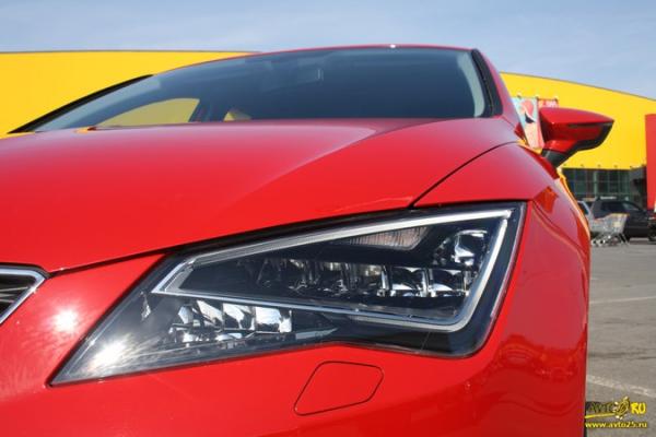 Испанец с немецким акцентом: тест-драйв нового Seat Leon